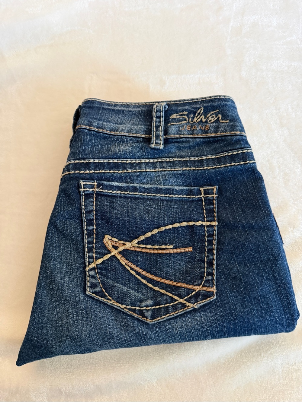 Silver Jeans Suki Capri